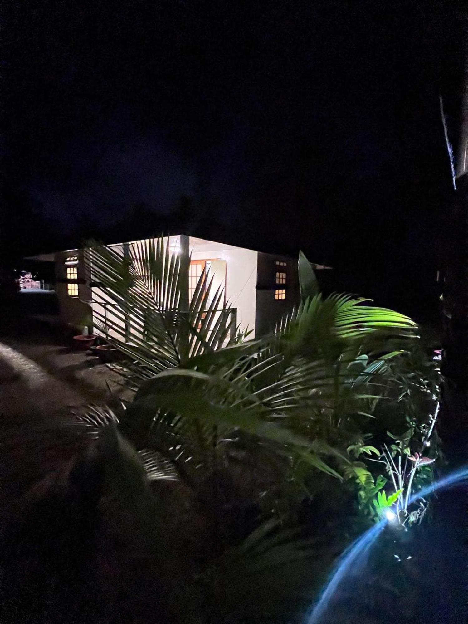 Rangiroa Guest Paradise Avatoru ภายนอก รูปภาพ